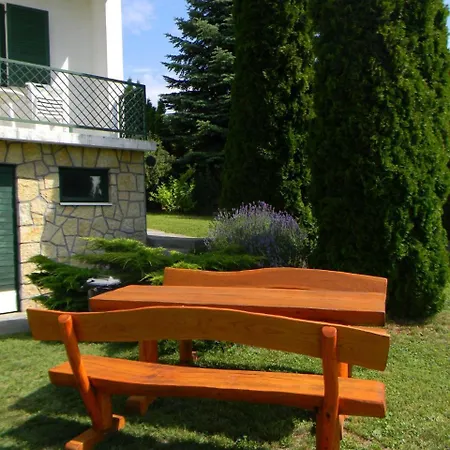 Holiday In Csopak/balaton 18325 펜션 초팍